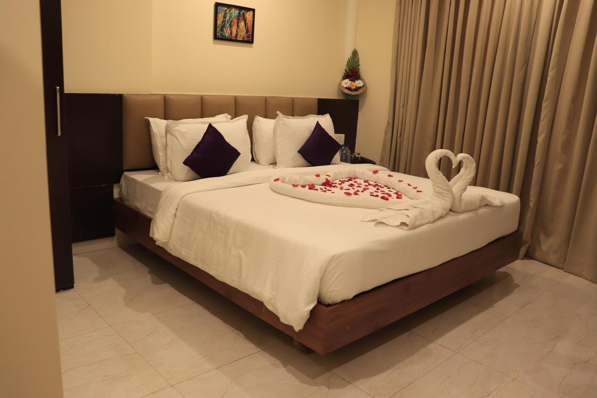 Balaji Gold Inn Hotel Hubli Exterior foto